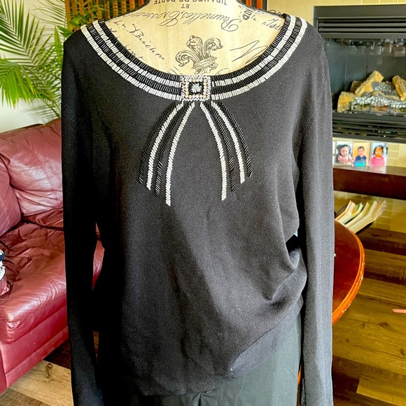 VINTAGE TRADITION COLLECTION BLACK BEADED WITH CRYSTAL ACCENTS - Picture 5 of 5